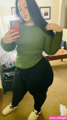 Kaybabykakez - I always get so horny after the gym🤤 I need a workout partner to