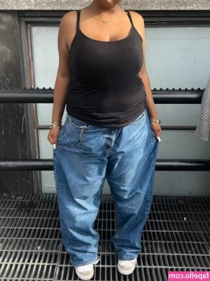 Nancy A [ nancy-a ] - first look at the outfit i wore while i fucked @gothbaabby in the