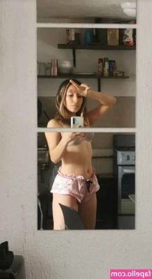 Paola Medina [ paola-medina ] - Oh Daddy please feed me your cum😋