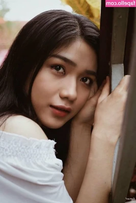 Trương Ngọc Trúc Quỳnh [ trng-ngc-trc-qunh ] - Hihi need to do something. X Daphne