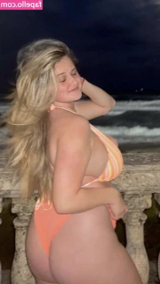 Abby J [ abby-j ] - Live-streaming today in a few hours! I am pushing it back an hour per