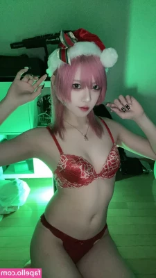 Ponyoouji - Que calentura 🥵 me ayudas con tus dedos ✌🏽🍑