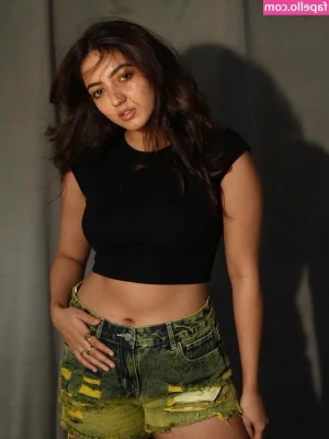 Noor Matharu [ noor-matharu ] - Live show 20 MORE MINS!