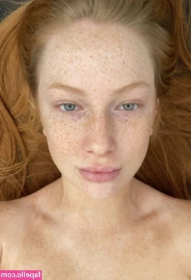 Ambergoeswildvip [ ambergoeswildvip-4 ] - I got a mark on the beach