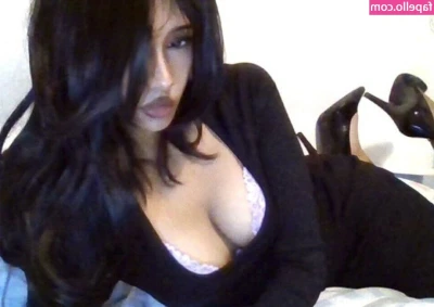 eggoslug - tits or ass? what's your preference babe?
