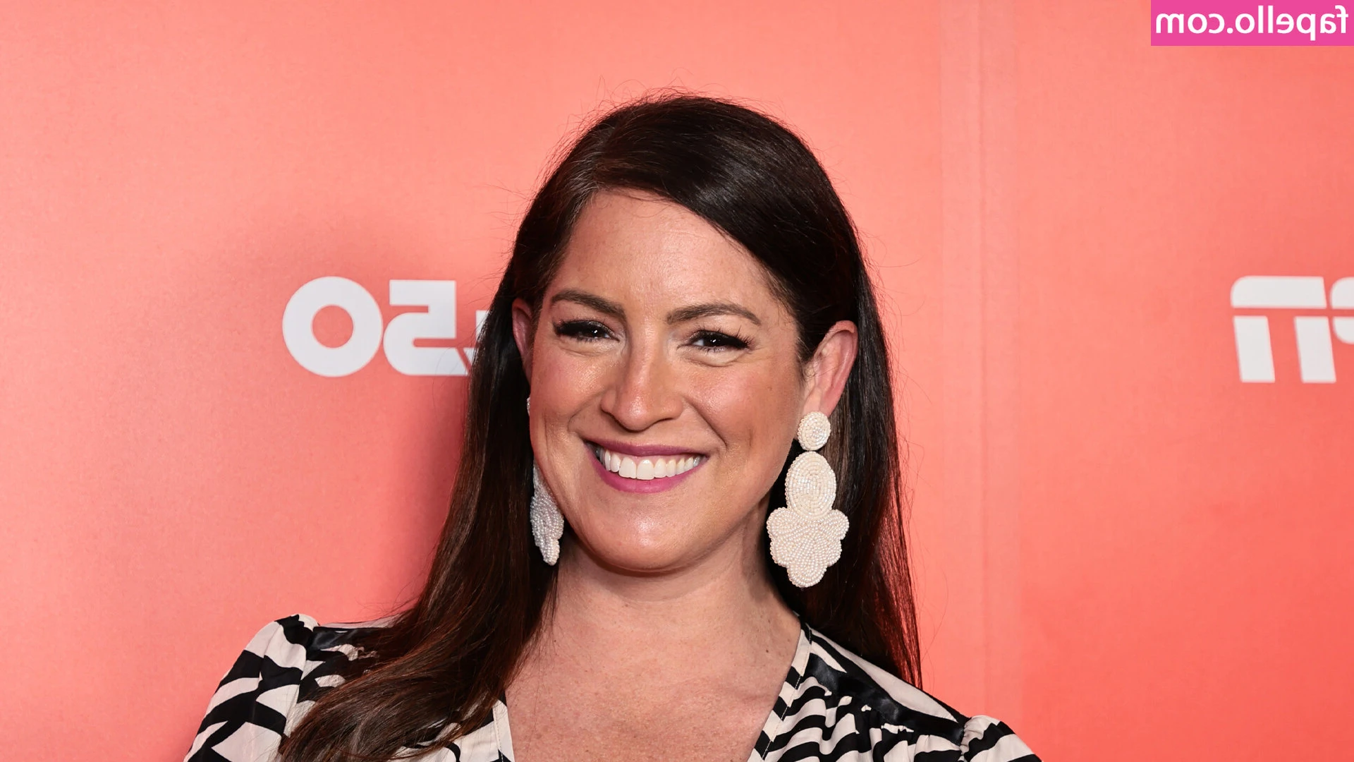 Sarah Spain [ sarah-spain ] - Getting high then having a smoke