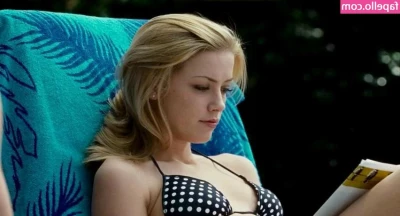 Amber Heard [ amber-heard-1 ] - Testing the lighting