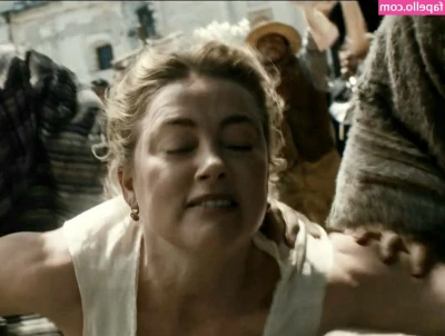 Amber Heard [ amber-heard-1 ] - Close up with  jess_ryan