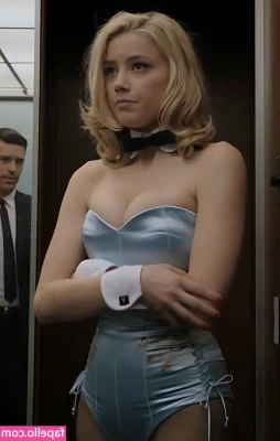 Amber Heard [ amber-heard-1 ] - Hiiiii