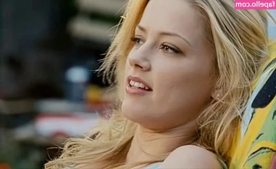 Amber Heard [ amber-heard-1 ] - Something is wrong with my OF my loves 💕 I’m sending out a free