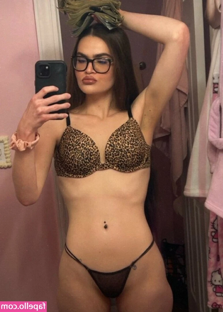  [ thelastgirlalive ] - Taken from: Only losers buy this.