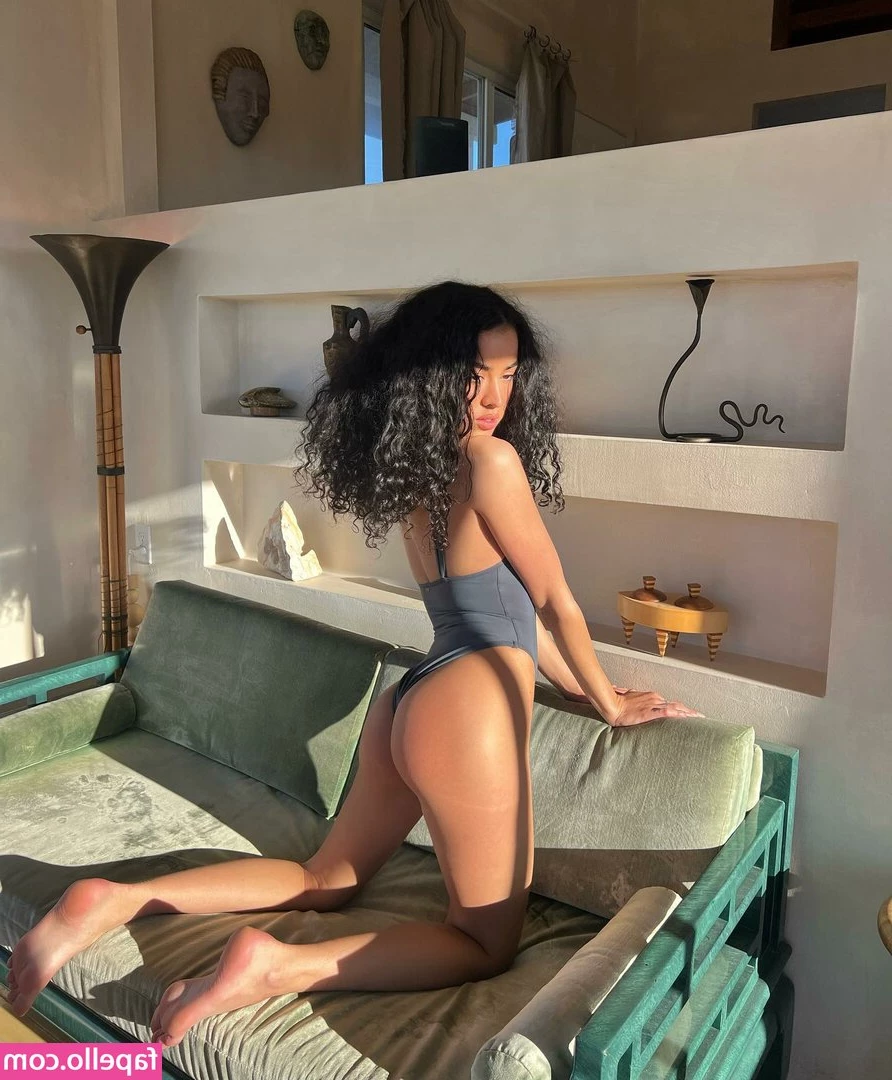 Bonita Sorrentino [ bonita-sorrentino ] - Watch me tease myself and make myself squirt several times with my