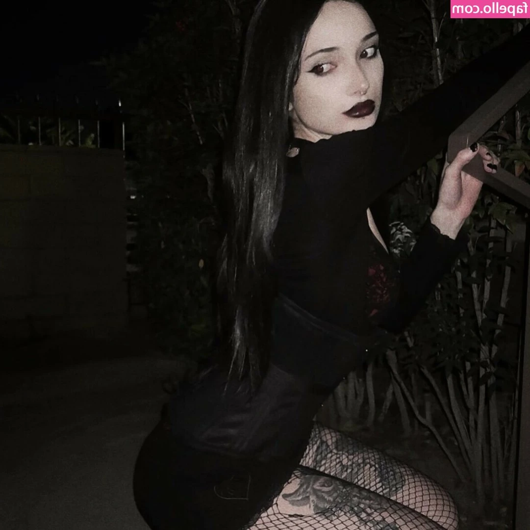 milkymeowss - 😍🔥 Smile! Hope you had a great day! ❤️
