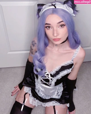 milkymeowss - Please please please come suck my tits 😫