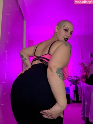 sugarsweetmeatpie [ sugarsweetmeatpie-3 ] - cozy and horny season is back baby!
