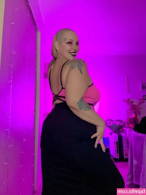 sugarsweetmeatpie [ sugarsweetmeatpie-3 ] - These big tits can BOUNCE 😈❤❤❤ How badly do you want to see