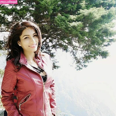 Zoya Rathore [ zoya-rathore ] - no bra outfit of the day