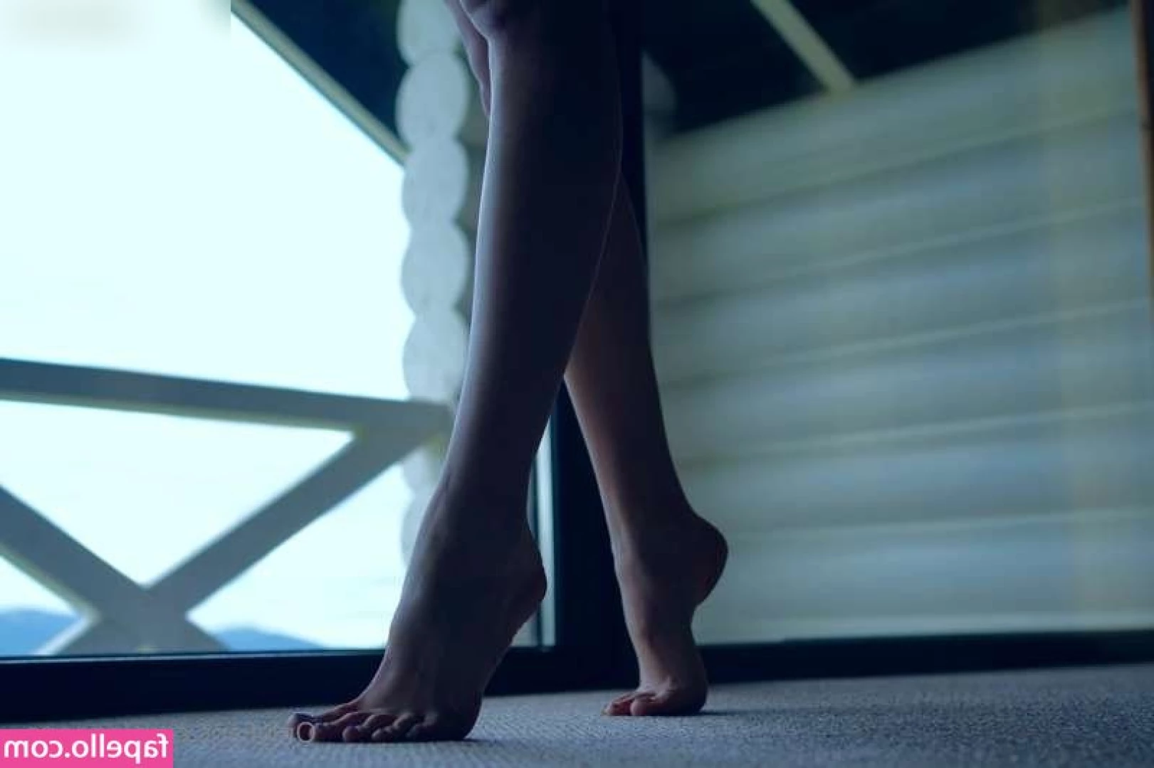 eva_oopsy [ eva-oopsy-1 ] - After a long day of heels  sweaty sore feet ready to be rubbed