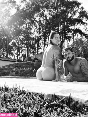 Laura Keller [ laura-keller ] - This is what you see when you walk behind me....🍑