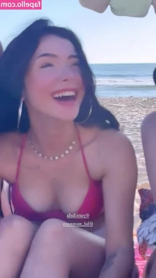 Eduarda Yuni [ eduarda-yuni ] - If you had to pick, would you choose boobs or ass for the rest of