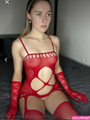 Bianca Higgins [ bianca-higgins ] - Body like an action figure, so play with me, Daddy. 😘