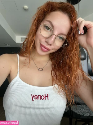 Rachel Blush [ rachel-blush-1 ] - Plugged up Princess 🥰
