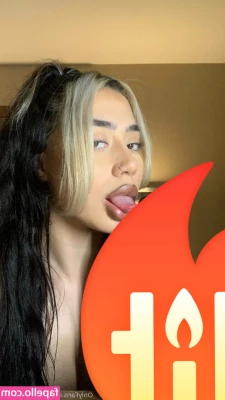 tayabunny - Fire makes me so horny, couldn’t help to fuck myself