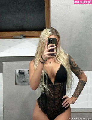 Nikola Susz [ nikola-susz ] - You gotta love a black and white combo! 😍
