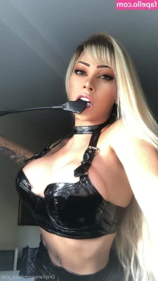 Luiza Ariel [ luiza-ariel ] - Full Frontal Milf Monday