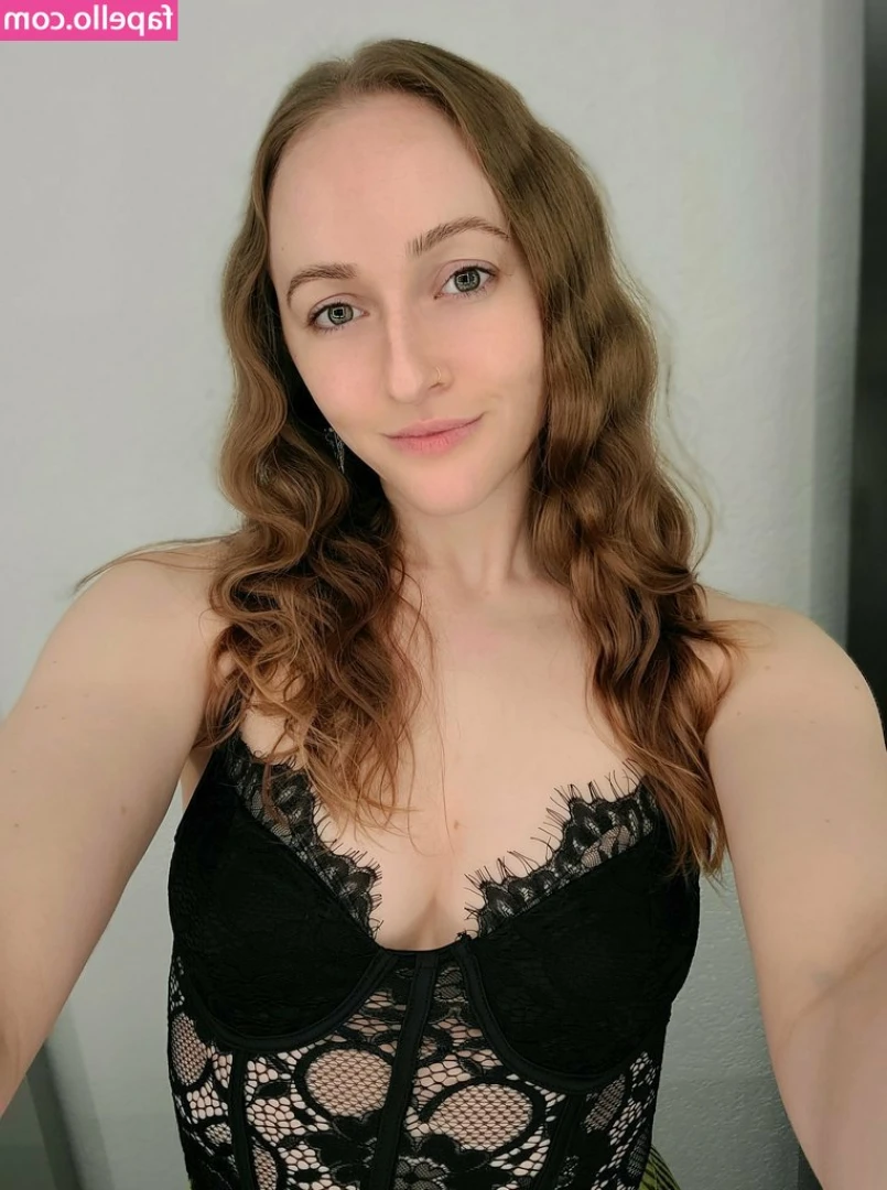 jessblazecosplay - can i watch you jerk off while i twerk for you? 😩🥵