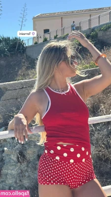 Camille LV [ camille-lv ] - I was soooo horny and managed to sneak in time for a quicky we didn't