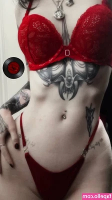 Kayleigh Kadaverous [ kayleigh-kadaverous ] - Nya naglar