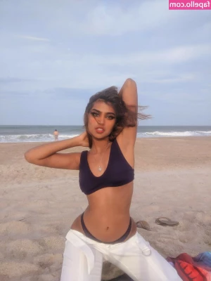 bbyg6rl - My bikinis just keep getting smaller