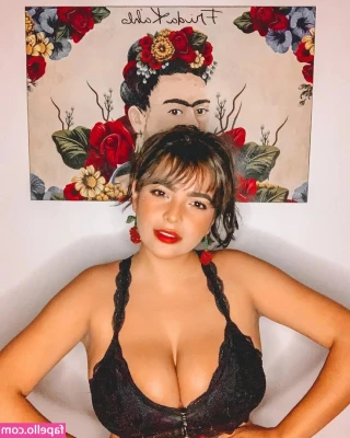 Areli Ferreiro [ areli-ferreiro ] - Guess what I'm thinking about 💭