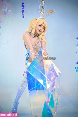 Linhi_cute [ linhi-cute ] - Some soft shower time Lover  just you and I  The weather has turned