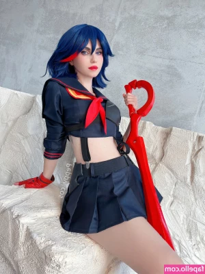 Peppy_Cos [ peppy-cos ] - What colour of stockings do you prefer more  Feel free to comment