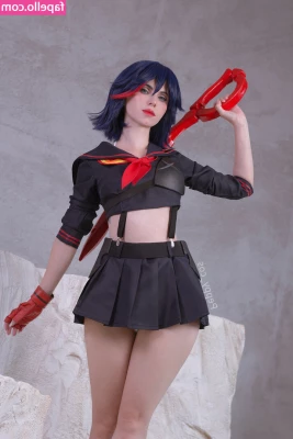 Peppy_Cos [ peppy-cos ] - Playing with my Dildo Riding it until I nut