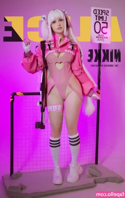 Peppy_Cos [ peppy-cos ] - Would you say I m fuckable