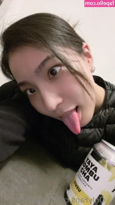 mayumanson - I’ve been teasing a new solo face fuck / facial video cumming this