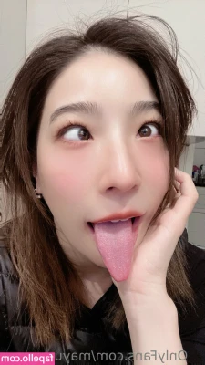 mayumanson - Chi viene a dare la pappa a questa gattina? 😘 Nessuno vuole