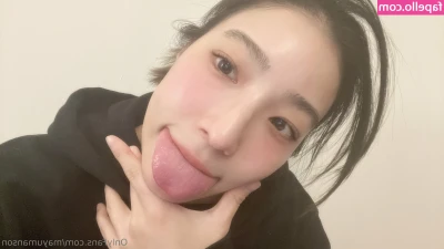 mayumanson - Hi! I know this space is reserved for smexy lewds and newds but I