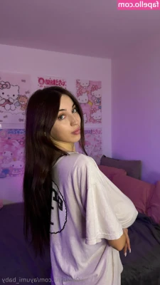 Ayumi - Message me if you’re on and horny😈