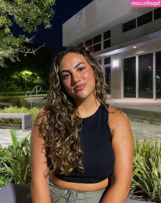 Andrea Chaparro [ andrea-chaparro ] - Being a tease is what Im best at 😈😜