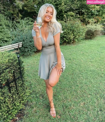 Thebigtittiecommittee - A new nude booty/asshole/pussy focused photo set is dropping in 2