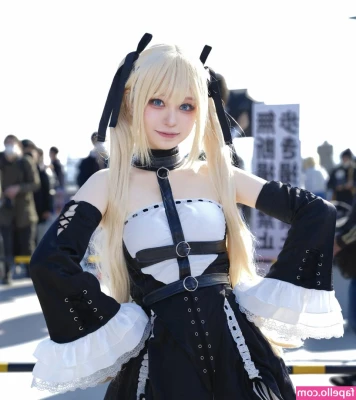 min_cosplay [ min-cosplay ] - Ooops  Was it to hot