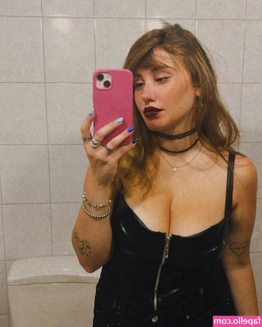 Mari Carreras [ mari-carreras ] - I miss being big pregnant so much!