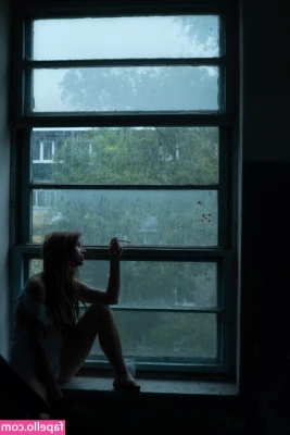 Nancy PlayBetter [ nancy-playbetter ] - A little playtime in a evening    What toys are for