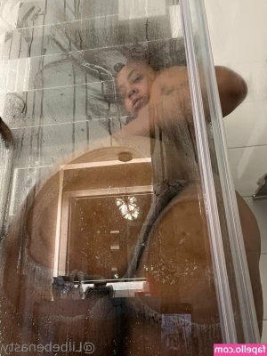 lilbebenasty - Check your DMs or tip $20 for a 9 minute squirting and dildo play