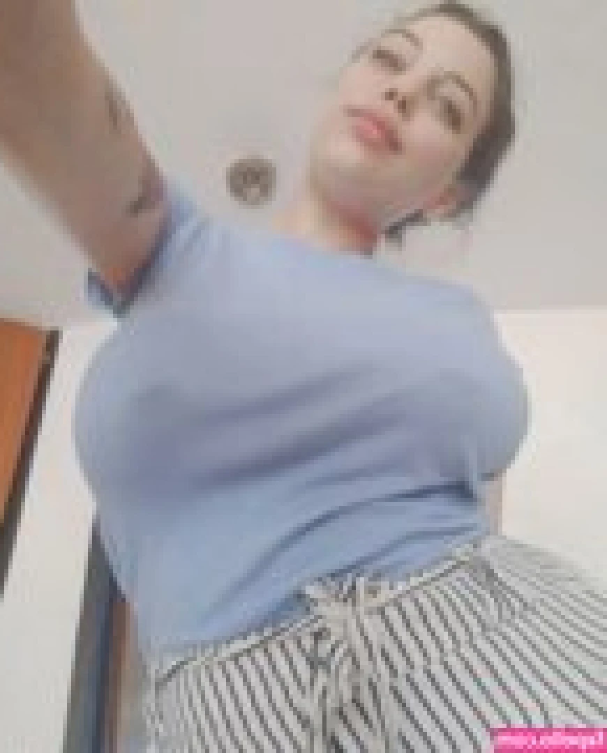 Maar Enriquez [ maar-enriquez ] - TGIF 🥰💋🍒