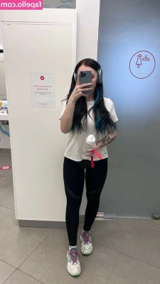 Sindicsgo - face titties booty and toes ❤️